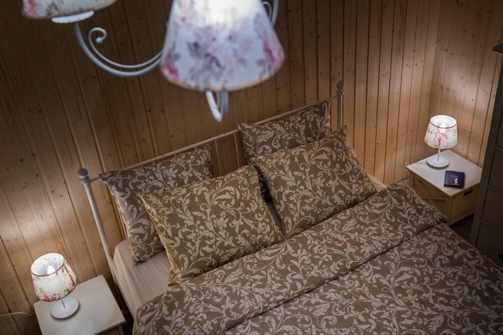 Provensalsky Rodinny Apartman Mandolina ボイニツェ エクステリア 写真